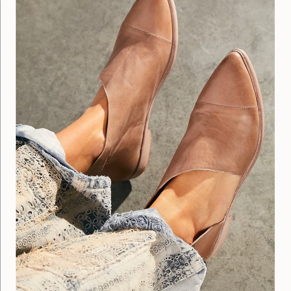 NEW Free People Royale Flat